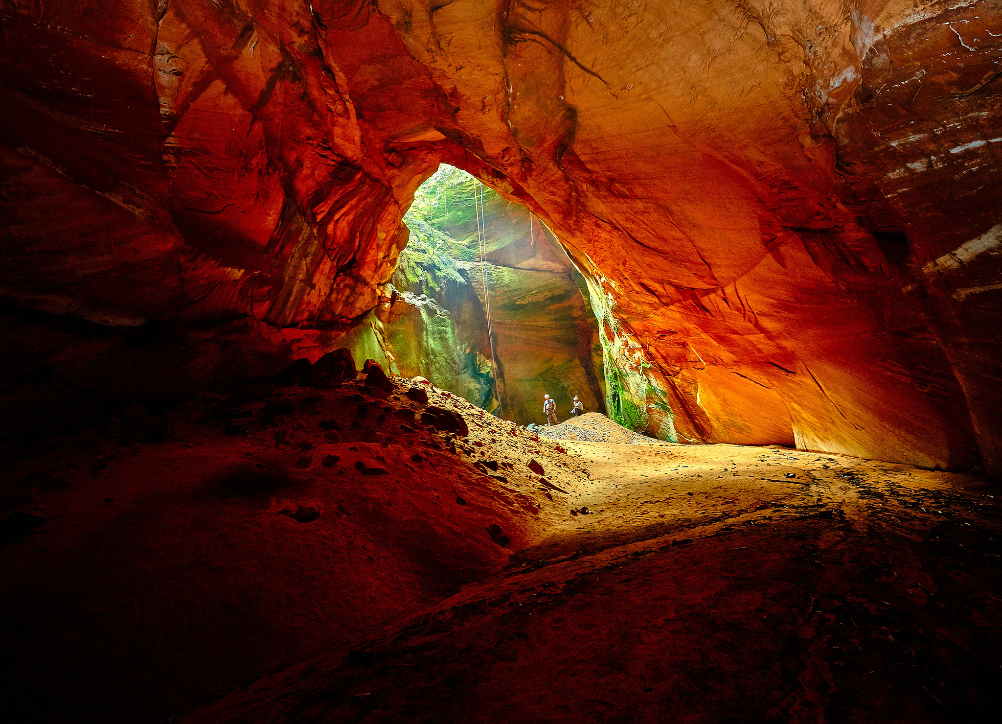 Caverna do Buraco da Odete, em Pedregulho   (Foto Ken Chu)